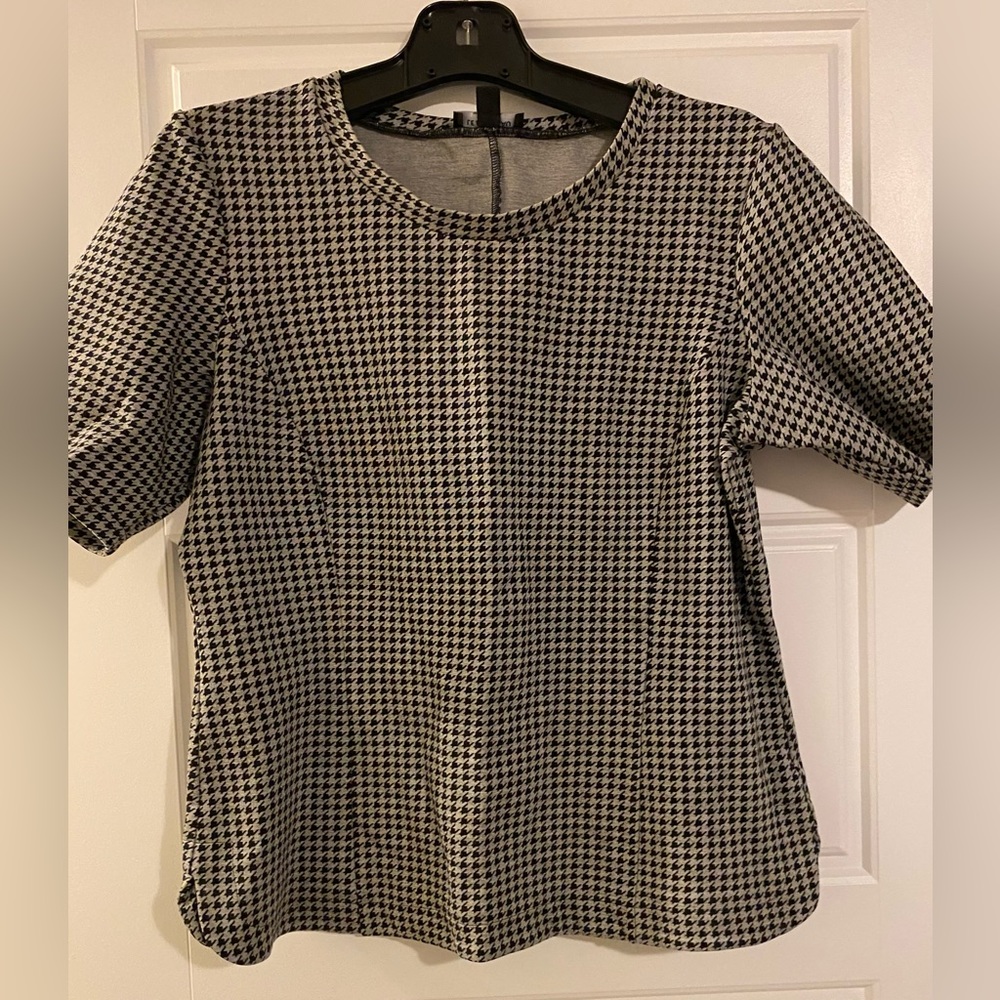 Le chateau size large top